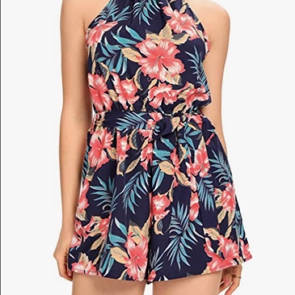 💋🌹BNWT SEXY SUMMER ROMPER/PLAYSUIT🌹💋SIZES MEDIUM, LARGE, X-LARGE💋🌹 - Picture 2 of 7